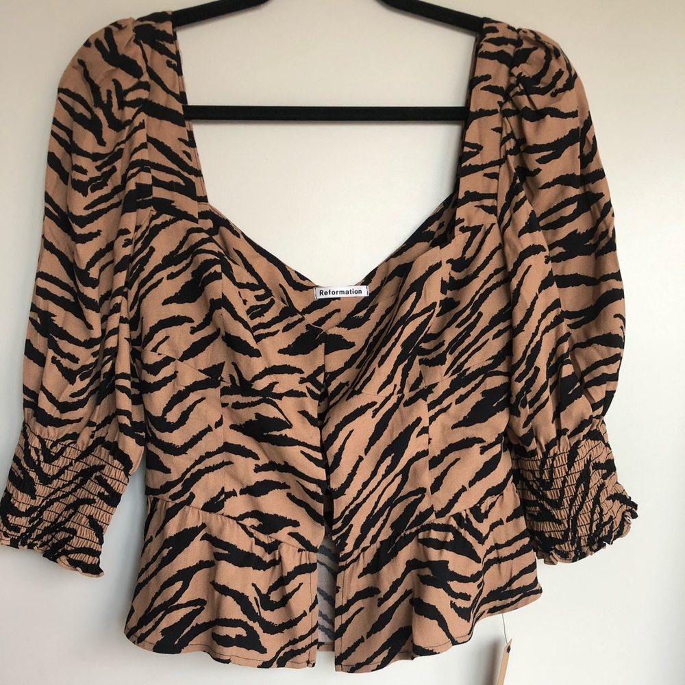 Reformation Dallas top leopard size 8